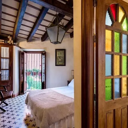 Сasa de vacaciones Historic House In The Center *